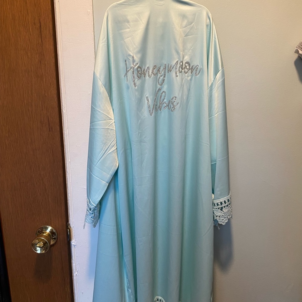 Honeymoon Robe